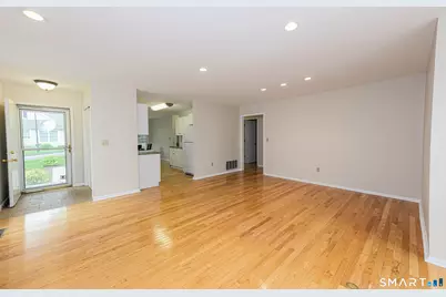 25 Hamden Hills Drive #23, Hamden, CT 06518 - Photo 7