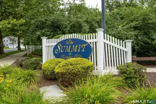 25 Hamden Hills Dr, Hamden, CT 06518 - Photo 1