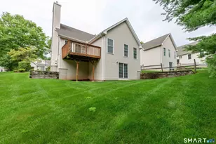 25 Hamden Hills Dr, Hamden, CT 06518 - Photo 21