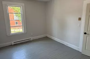 32 Main St, Simsbury, CT 06081 - Photo 9