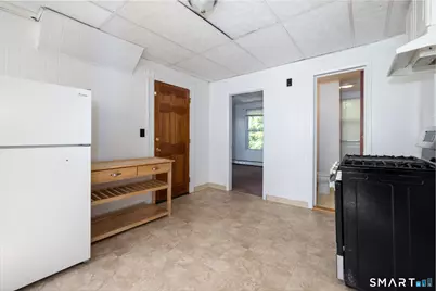 95 Sunnyside Avenue, Waterbury, CT 06708 - Photo 3
