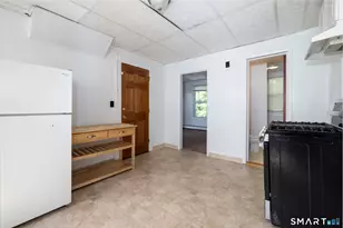 95 Sunnyside Ave, Waterbury, CT 06708 - Photo 3
