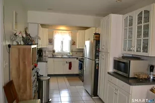 40 Emma Rd, Stamford, CT 06905 - Photo 11