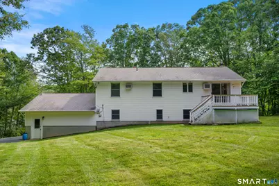 14 Sarah Drive, Montville, CT 06382 - Photo 7