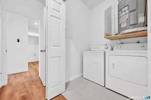 31 High St, East Hartford, CT 06118 - Photo 21