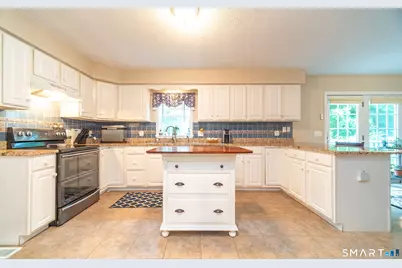 20 Holly Bush Lane, Norwich, CT 06360 - Photo 5