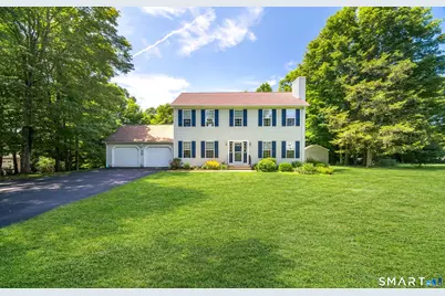 20 Holly Bush Lane, Norwich, CT 06360 - Photo 1