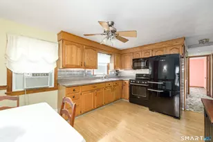 1 Cheryl Dr, Enfield, CT 06082 - Photo 5