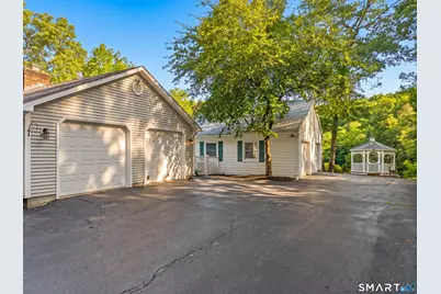 16 Cardinal Road, East Lyme, CT 06333 - Photo 11