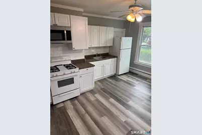 275 Wakelee Avenue, Ansonia, CT 06401 - Photo 17