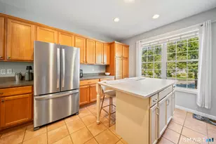 2 Minuteman Cir, Southbury, CT 06488 - Photo 15