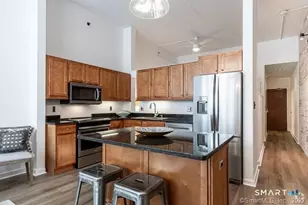 15 Dinah St, West Hartford, CT 06107 - Photo 9