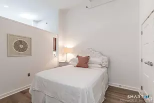 15 Dinah St, West Hartford, CT 06107 - Photo 5