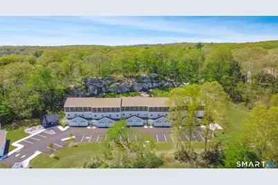 1154 Poquonnock Road #12, Groton, CT 06340 - Photo 1