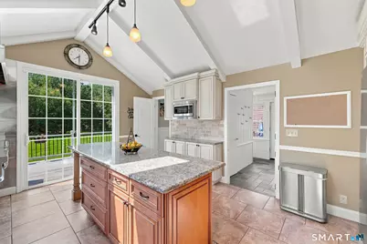 430 North Street, Milford, CT 06461 - Photo 7