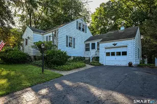 95 Lake Ave, Trumbull, CT 06611 - Photo 1