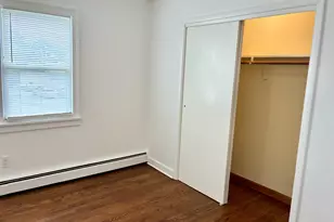 658 Beechmont Ave, Bridgeport, CT 06606 - Photo 13