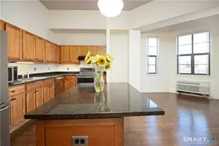 15 Dinah Rd, West Hartford, CT 06107 - Photo 5