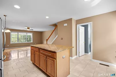 2720 State Street #21, Hamden, CT 06517 - Photo 13