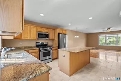 2720 State Street #21, Hamden, CT 06517 - Photo 11