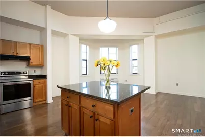 15 Dinah Road #319, West Hartford, CT 06107 - Photo 3