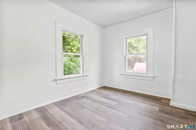 168 Derby Avenue, Derby, CT 06418 - Photo 23