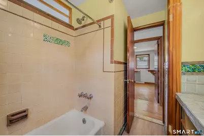 20 Sander Street, New London, CT 06320 - Photo 21