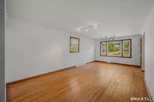 20 Sander St, New London, CT 06320 - Photo 9