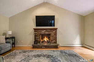 98 Pond View Cir, Guilford, CT 06437 - Photo 21