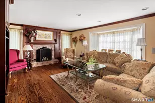 89 W Bank Ln, Stamford, CT 06902 - Photo 9