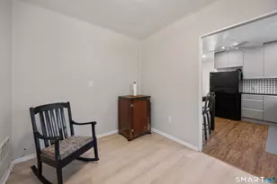96 Hawthorne Ave, Hamden, CT 06517 - Photo 17