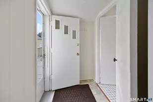 96 Hawthorne Ave, Hamden, CT 06517 - Photo 19
