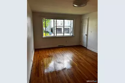 31 Manila Avenue #2, Woodbridge, CT 06525 - Photo 3