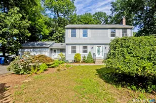 1 Autumn Dr, Enfield, CT 06082 - Photo 3