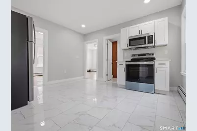 35 Moore Avenue, New London, CT 06320 - Photo 15