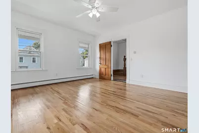 35 Moore Avenue, New London, CT 06320 - Photo 7