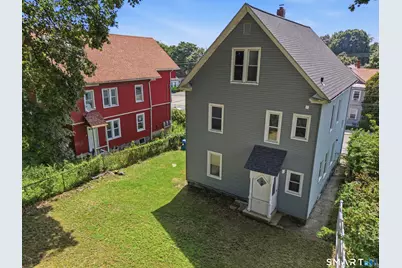 35 Moore Avenue, New London, CT 06320 - Photo 11