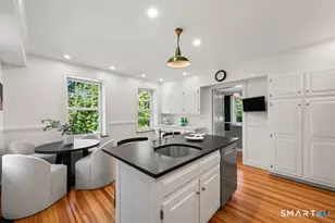 592 W Hill Rd, Stamford, CT 06902 - Photo 11