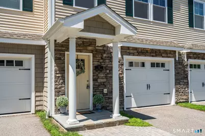 11 Village Crossing #11, East Lyme, CT 06357 - Photo 1