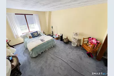 556 Forest Road, Orange, CT 06477 - Photo 15