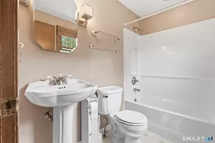 75 Grissom Rd, Manchester, CT 06042 - Photo 27