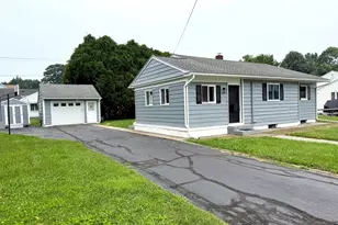 17 Jones Ct, Norwich, CT 06360 - Photo 1