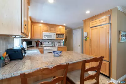 39 Candlewood Road, Milford, CT 06461 - Photo 15