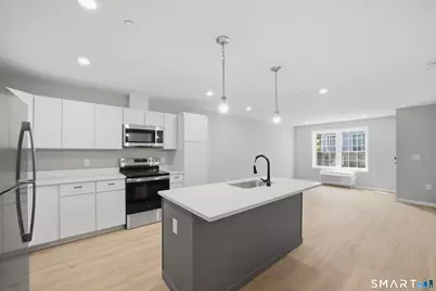 589 Bedford Street #207, Stamford, CT 06901 - Photo 5