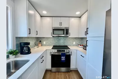 18 Brown Street, Guilford, CT 06437 - Photo 9