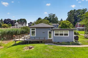 18 Brown St, Guilford, CT 06437 - Photo 29
