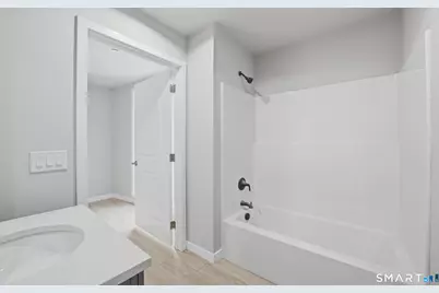 589 Bedford Street #301, Stamford, CT 06901 - Photo 9