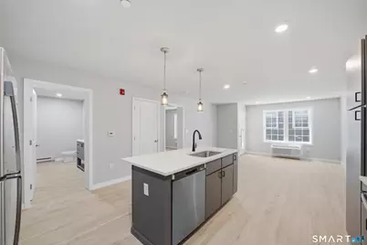 589 Bedford Street #205, Stamford, CT 06901 - Photo 5