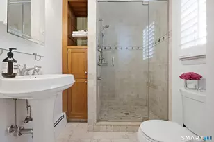 44 River Hill Dr, Stamford, CT 06902 - Photo 15