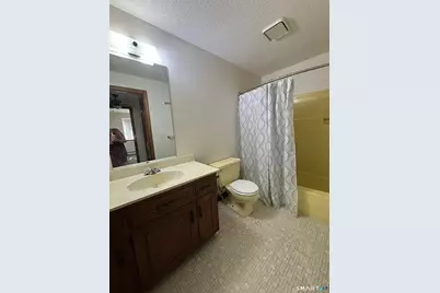 33 Lochview Drive, Windsor, CT 06095 - Photo 9